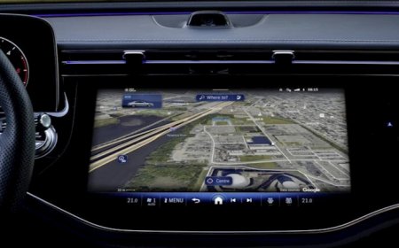 نظام ملتيميديا متطور يعزز تجربة قيادة مرسيدس الجديدة