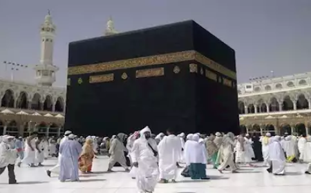 قرار عاجل من السعودية بشأن تأشيرات العمرة والتطبيق فوراً