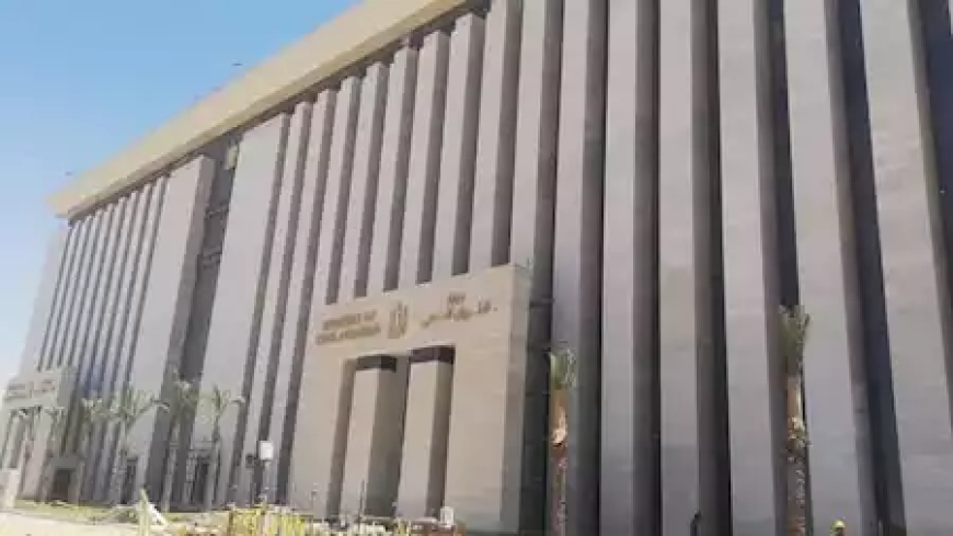 حالة طوارئ وإلغاء 3 رحلات أول تعليق من وزارة الطيران بعد الهجوم الإسرائيلي على إيران