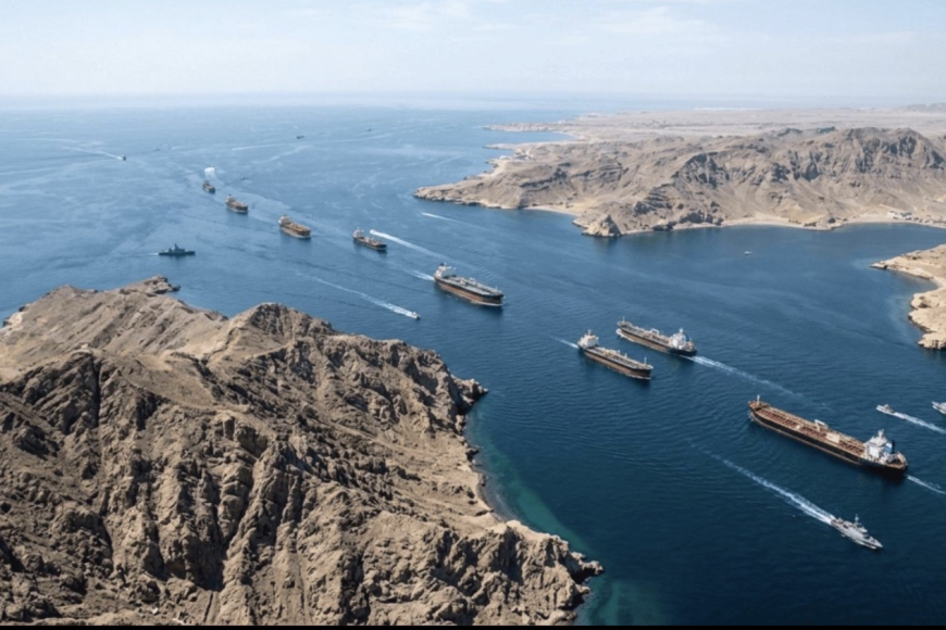 مضيق هرمز يعود  إلى واجهة التصعيد و  الحرس الثوري الإيراني  يعلن عن  توقيف ثلاث ناقلات سفن