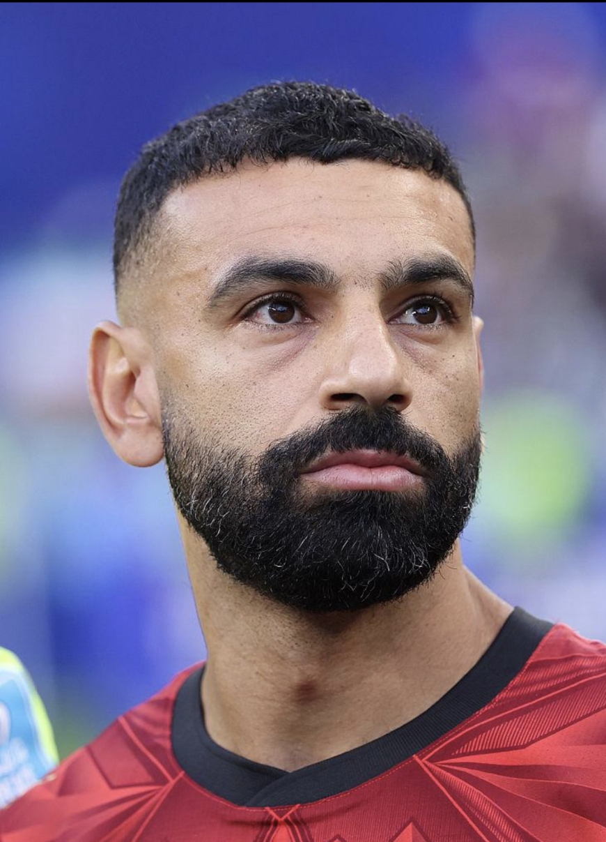 محمد صلاح يشعل الحماس في طرابزون.. استقبال تاريخي وترقب للإعلان الرسمي